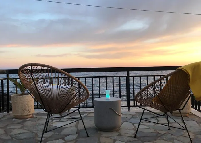 House Koula Semesterbostad *