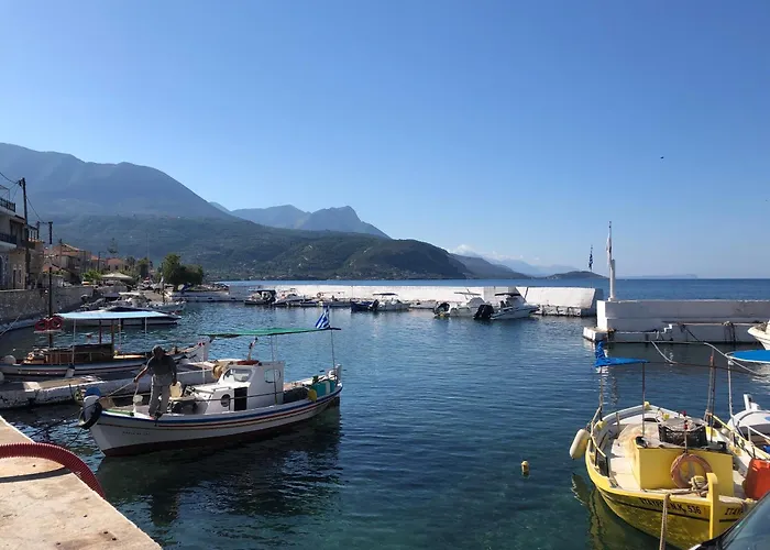 Semesterbostad House Koula